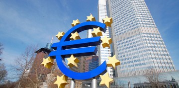 BCE se gândeşte să se retragă din troika